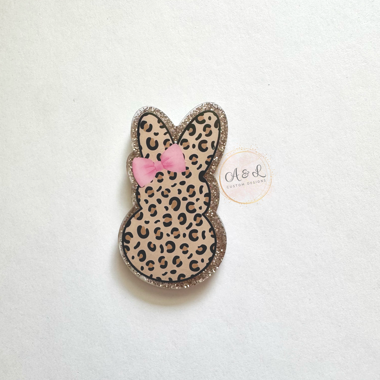 Cheetah Peep